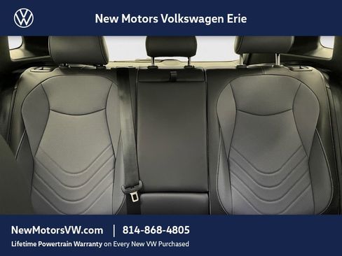 New 2026 Volkswagen Tiguan SE R-Line AWD/4WD image 11