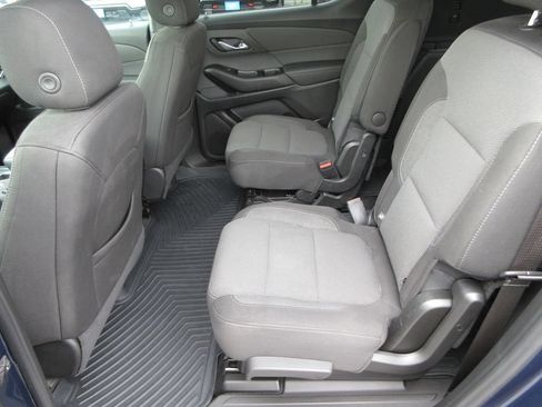 Certified 2023 Chevrolet Traverse LT AWD/4WD image 15