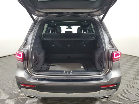 Used 2023 Mercedes-Benz GLB 250 image 8