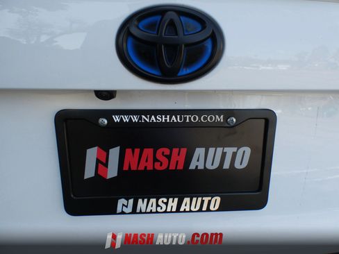 Used 2023 Toyota RAV4 AWD Hybrid image 77