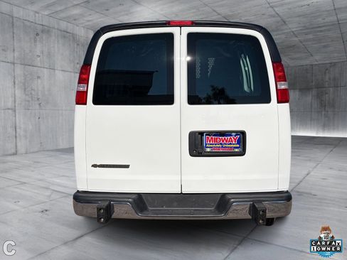 Used 2024 Chevrolet Express 2500 w/ Driver Convenience Package image 5