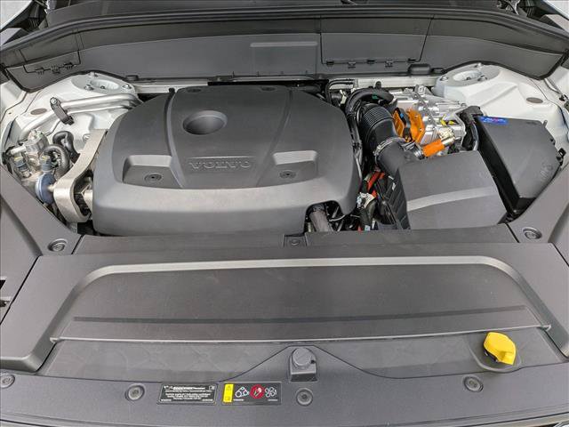 New 2026 Volvo XC90 T8 Plus w/ Protection Package AWD/4WD image 18