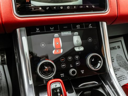 Used 2020 Land Rover Range Rover Sport SVR image 24