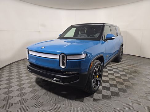 Used 2022 Rivian R1S Launch Edition AWD/4WD image 1