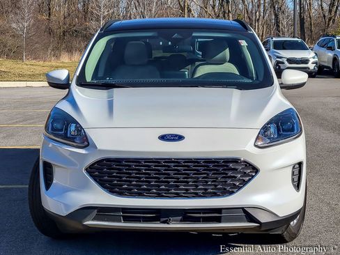 Used 2020 Ford Escape SE image 4