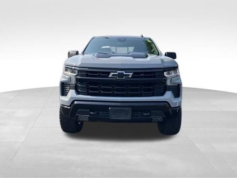 Used 2024 Chevrolet Silverado 1500 LT Trail Boss w/ Convenience Package II AWD/4WD image 4