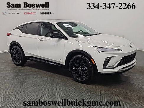 New 2026 Buick Envista Sport Touring image 2