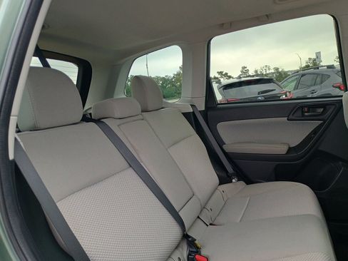 Used 2017 Subaru Forester 2.5i Premium w/ All-Weather Package image 21