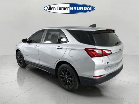 Used 2020 Chevrolet Equinox LS FWD image 6