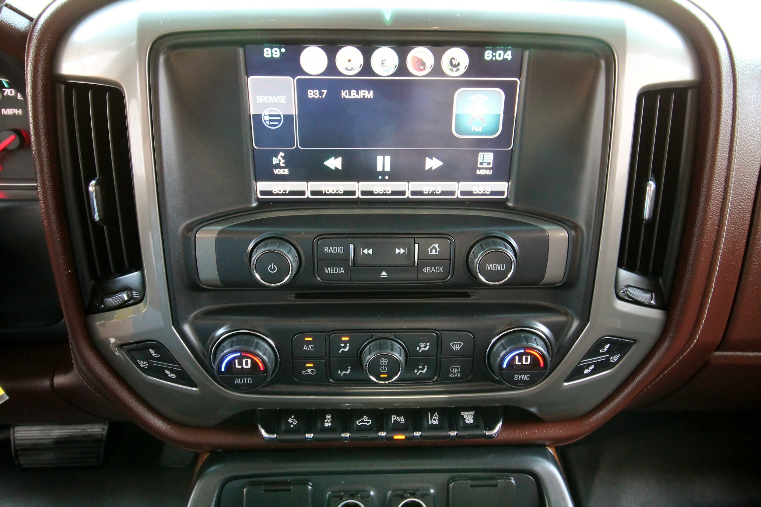 Used 2015 Chevrolet Silverado 2500 High Country w/ Duramax Plus Package AWD/4WD image 29