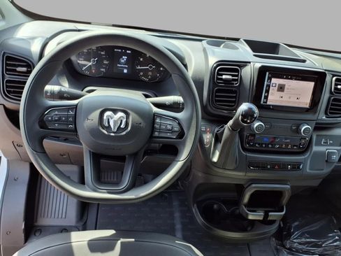 New 2025 RAM ProMaster 2500 w/ Convenience Group image 4