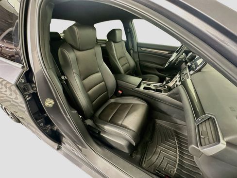 Used 2019 Honda Accord Sport image 29