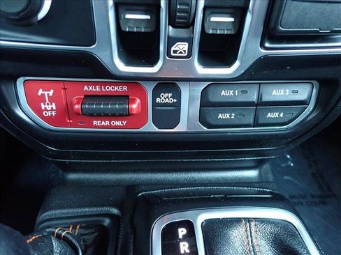 Used 2021 Jeep Gladiator Mojave w/ LED Lighting Group AWD/4WD image 19