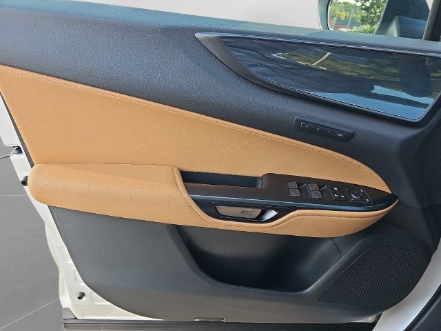 Used 2025 Lexus NX 250 FWD w/ Accessory Package (2T) image 30