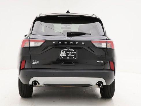 Used 2022 Ford Escape SEL image 8