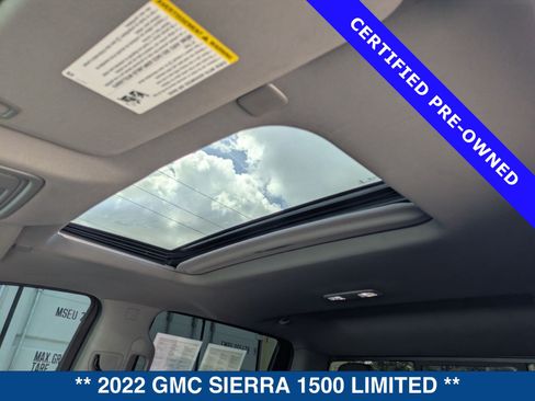 Used 2022 GMC Sierra 1500 SLT w/ SLT Premium Plus Package AWD/4WD image 30