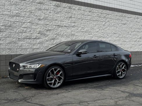 Used 2018 Jaguar XE S image 12