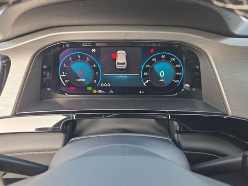 New 2026 Volkswagen Atlas Cross Sport SE image 16