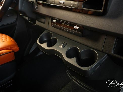 Used 2025 Mercedes-Benz Sprinter 2500 image 37