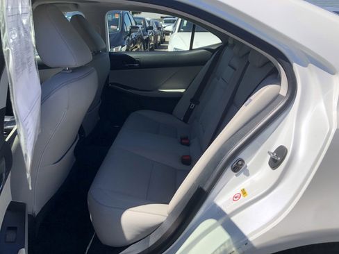 Used 2014 Lexus IS 250 w/ Navigation Package RWD image 13
