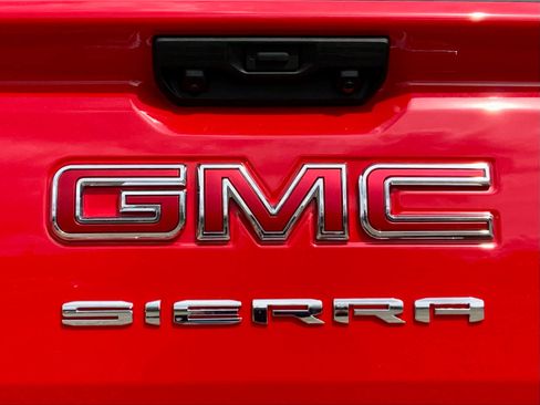New 2026 GMC Sierra 1500 Elevation image 22