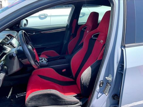 Used 2019 Honda Civic Type R image 22
