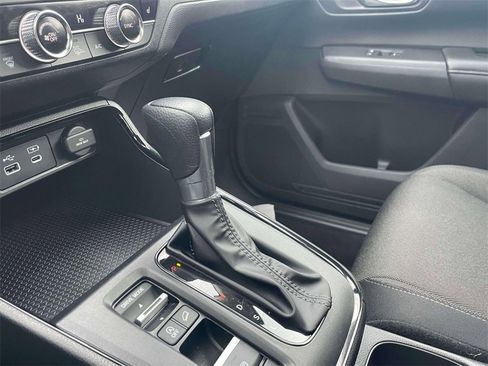 Certified 2025 Honda CR-V EX image 30