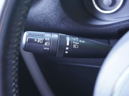 Used 2018 Jeep Wrangler Unlimited Sahara AWD/4WD image 19