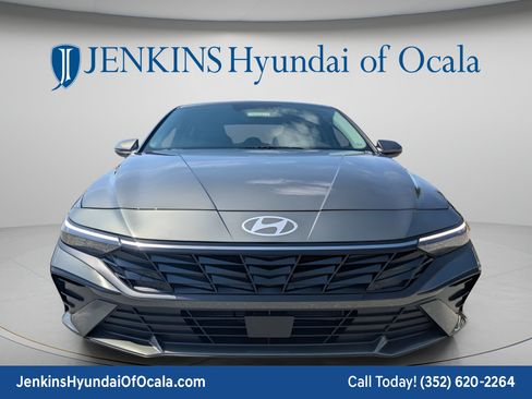 New 2026 Hyundai Elantra Limited FWD image 10