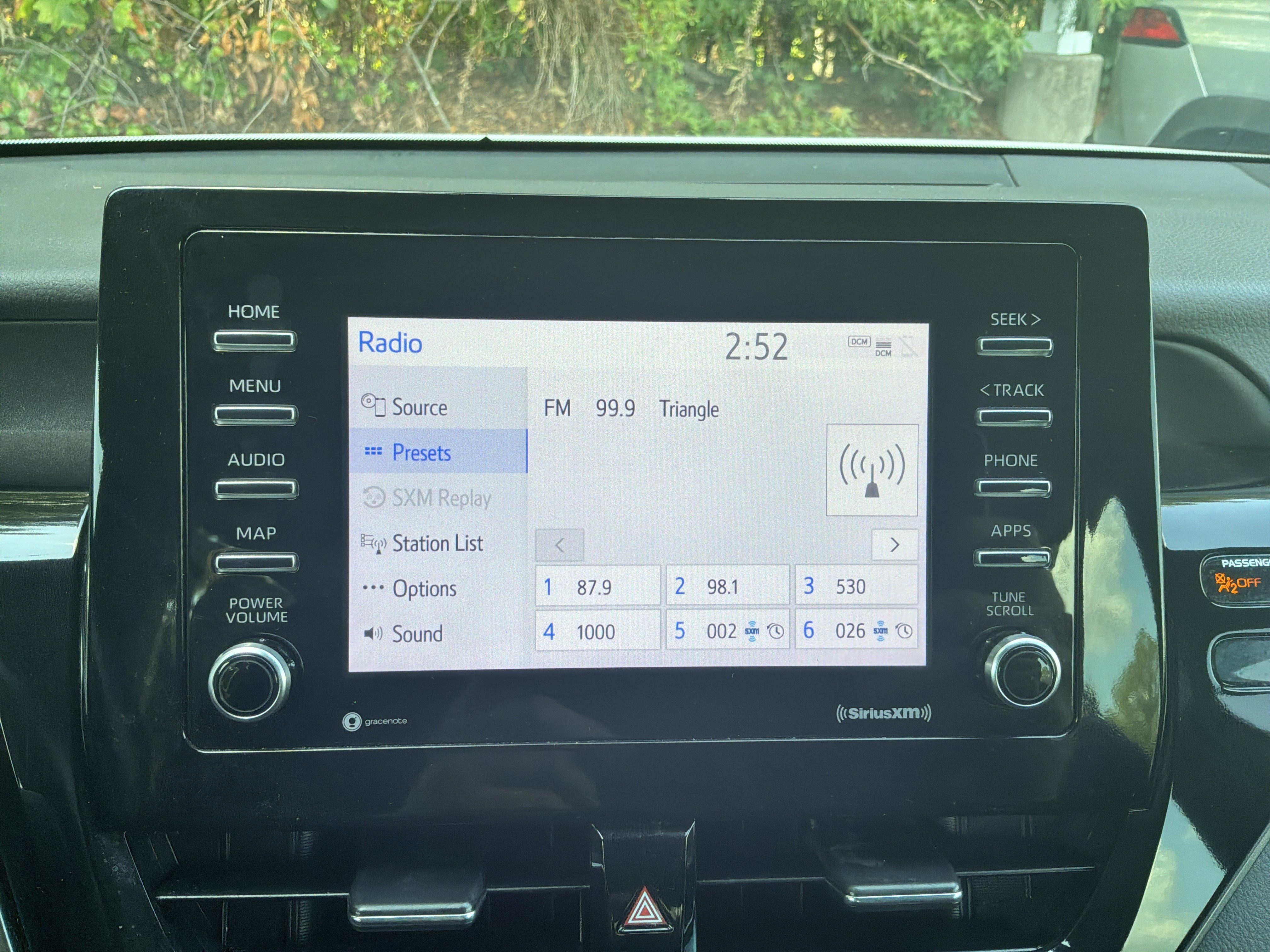 Used 2024 Toyota Camry SE FWD image 23