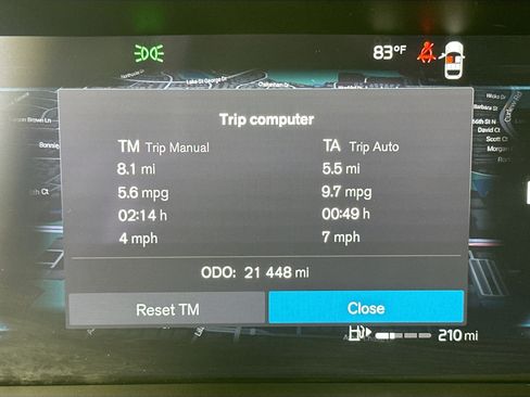 Used 2023 Volvo XC60 B5 Plus FWD image 12