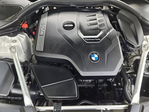 Used 2022 BMW 530i w/ Premium Package image 29