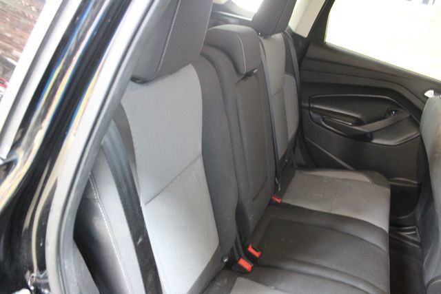 Used 2018 Ford Escape SE w/ SE SYNC Package FWD image 9