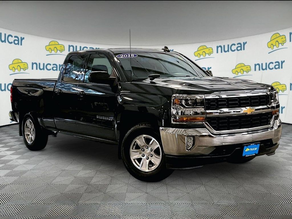 Used 2018 Chevrolet Silverado 1500 LT w/ All Star Edition AWD/4WD image 1