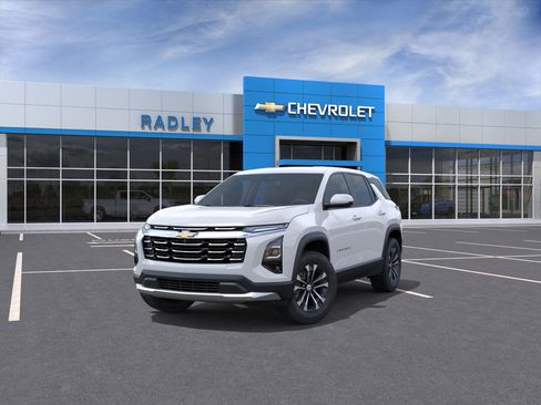 New 2026 Chevrolet Equinox LT image 8