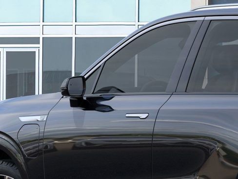 New 2026 Cadillac Vistiq Premium Luxury w/ LPO, Floor Liner Package image 12