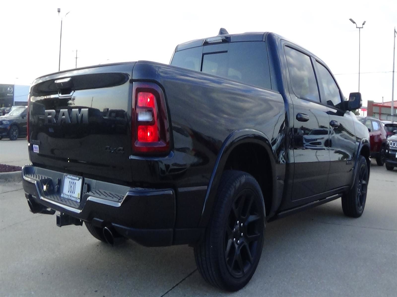 Used 2025 RAM 1500 Laramie w/ Night Edition AWD/4WD image 6