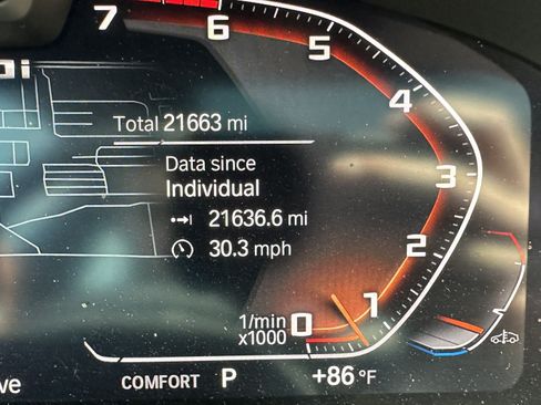 Used 2023 BMW M550i xDrive w/ Executive Package AWD/4WD image 23