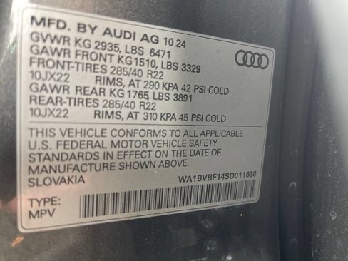 Used 2025 Audi Q8 Premium Plus w/ Premium Plus Package AWD/4WD image 12
