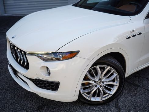 Used 2022 Maserati Levante GT image 2