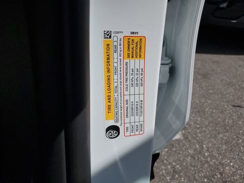New 2026 Buick Envista Sport Touring w/ Convenience I Package FWD image 31