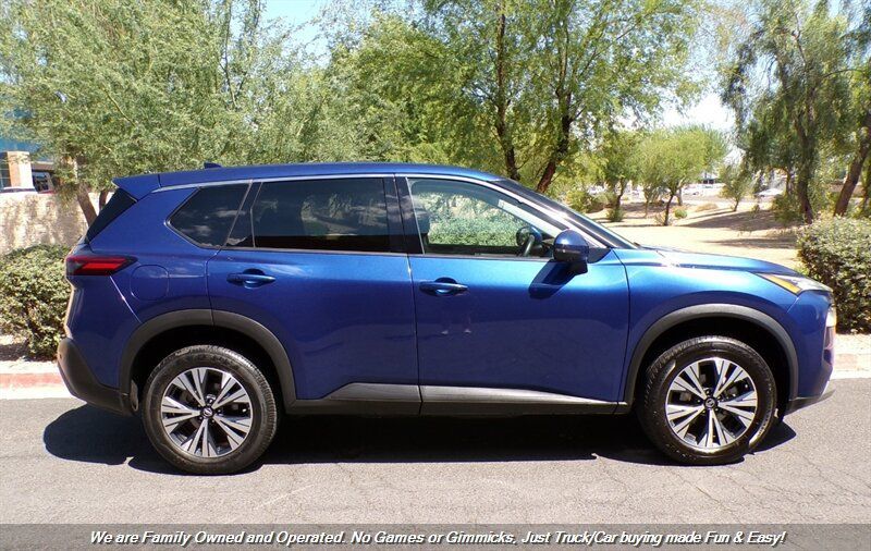 Used 2021 Nissan Rogue SV FWD image 7