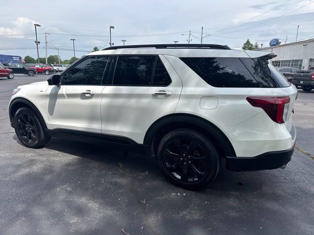 Certified 2023 Ford Explorer ST-Line w/ Class IV Trailer Tow Package AWD/4WD image 3