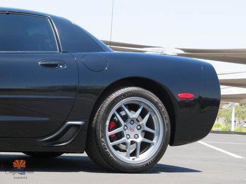 Used 2001 Chevrolet Corvette Z06 w/ Memory Pkg RWD image 20
