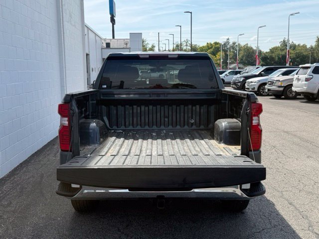 Used 2021 Chevrolet Silverado 1500 LT AWD/4WD image 11