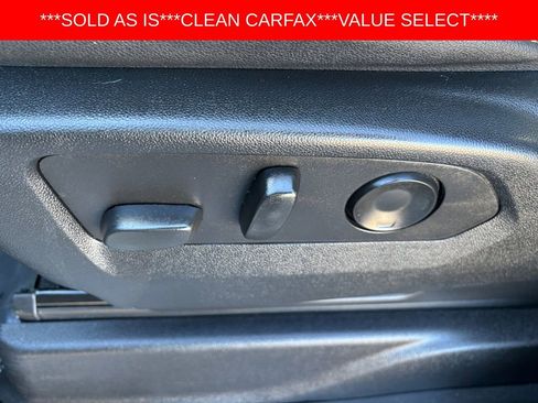 Used 2021 GMC Yukon XL SLT w/ SLT Premium Package image 29