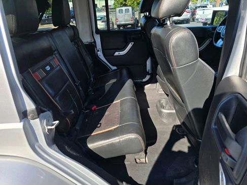 Used 2011 Jeep Wrangler Unlimited 70th Anniversary w/ Dual Top Group image 13