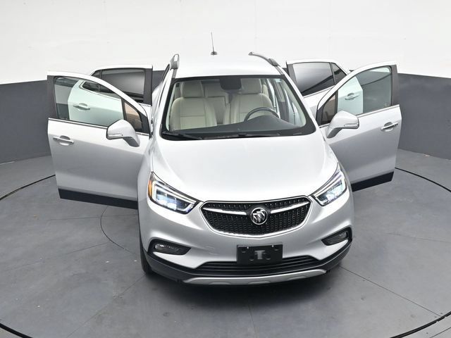 Used 2019 Buick Encore Essence FWD image 38