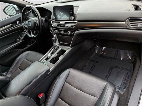 Used 2018 Honda Accord Sport image 20