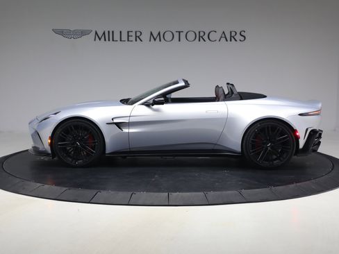 New 2026 Aston Martin V8 Vantage Roadster RWD image 3